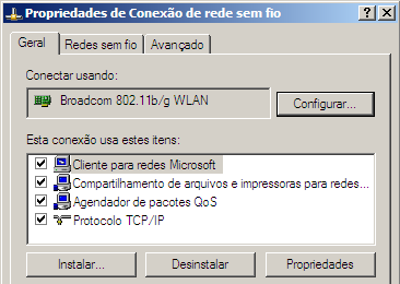Propriedades de uma conexão sem fio no Windows XP, em destque o item 'Cliente para redes Microsoft'