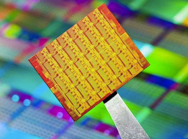 Intel disponibilizará CPU de 48 núcleos neste trimestre