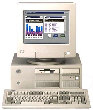 O IBM Aptiva, uma popular linha de PCs desktops no início dos anos 90.