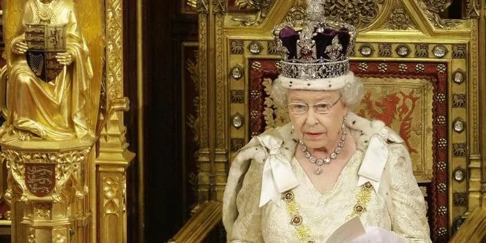 Boato diz que iPad e Roblox travam com modo luto pela rainha Elizabeth II  – Tecnoblog
