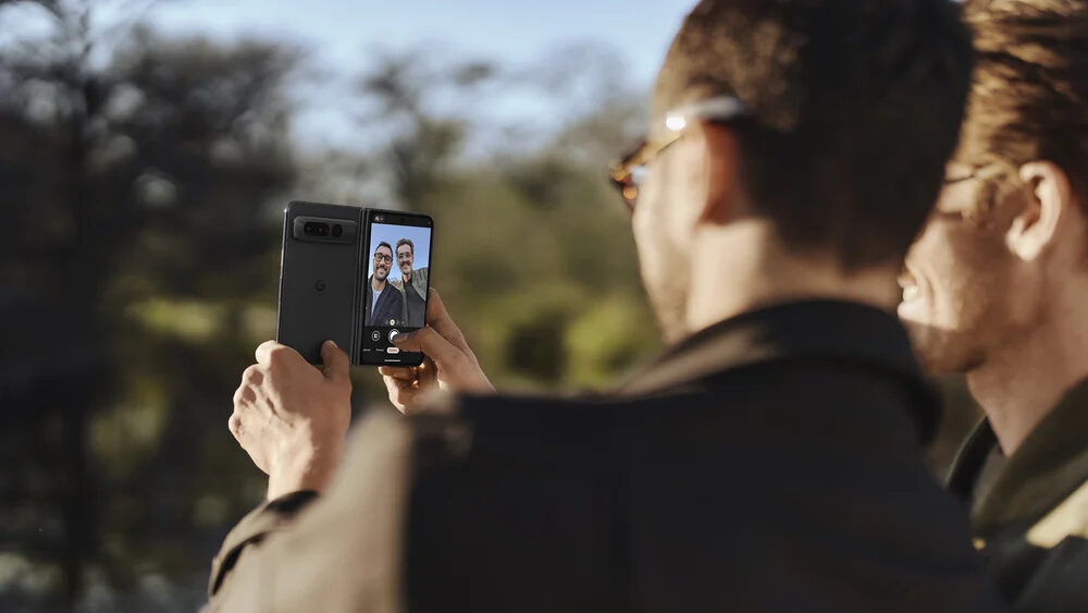 selfie camera traseira google pixel fold edited