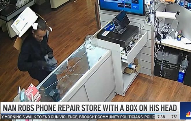 Trapalhão: homem rouba iPhones com caixa de papelão na cabeça, mas após descuido é preso 2 iPhones