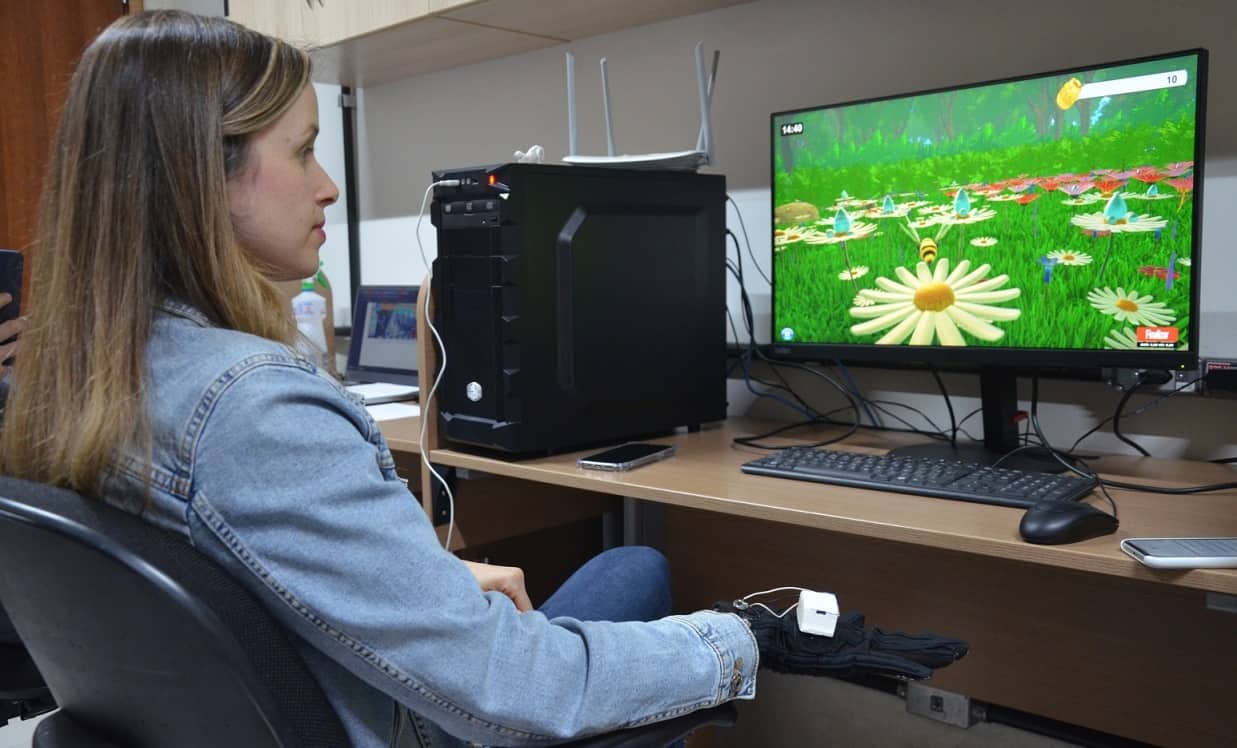Brasileiros desenvolvem jogo para ajudar pacientes com Parkinson