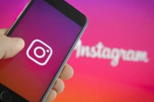 Instagram está criando selo para identificar imagens que foram geradas por IA