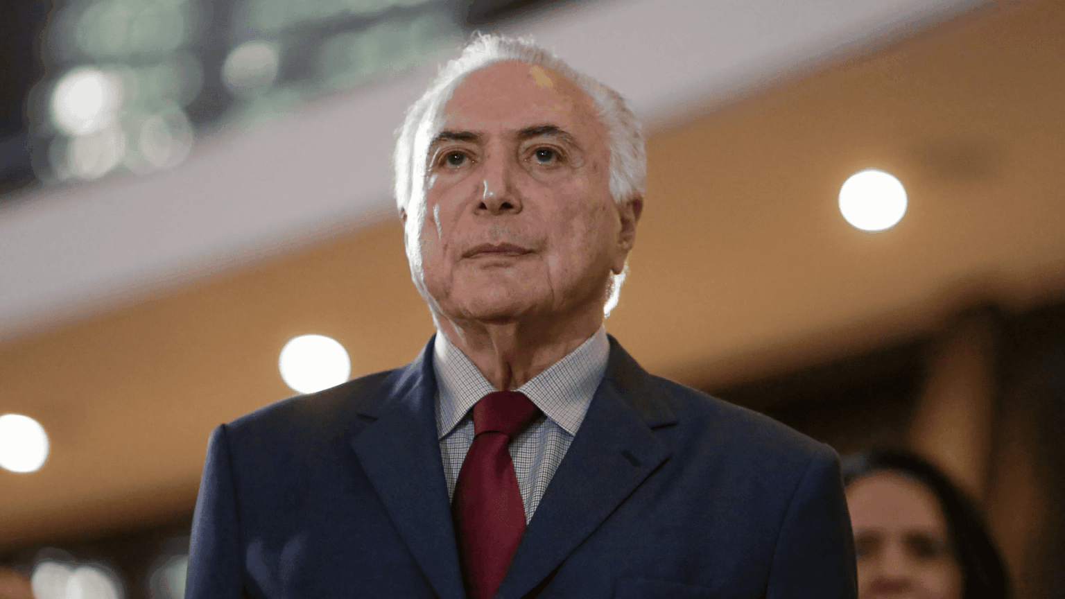 Gradiente contrata Michel Temer na briga contra a Apple