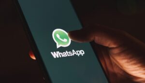 WhatsApp agora permite fixar mensagem em chats