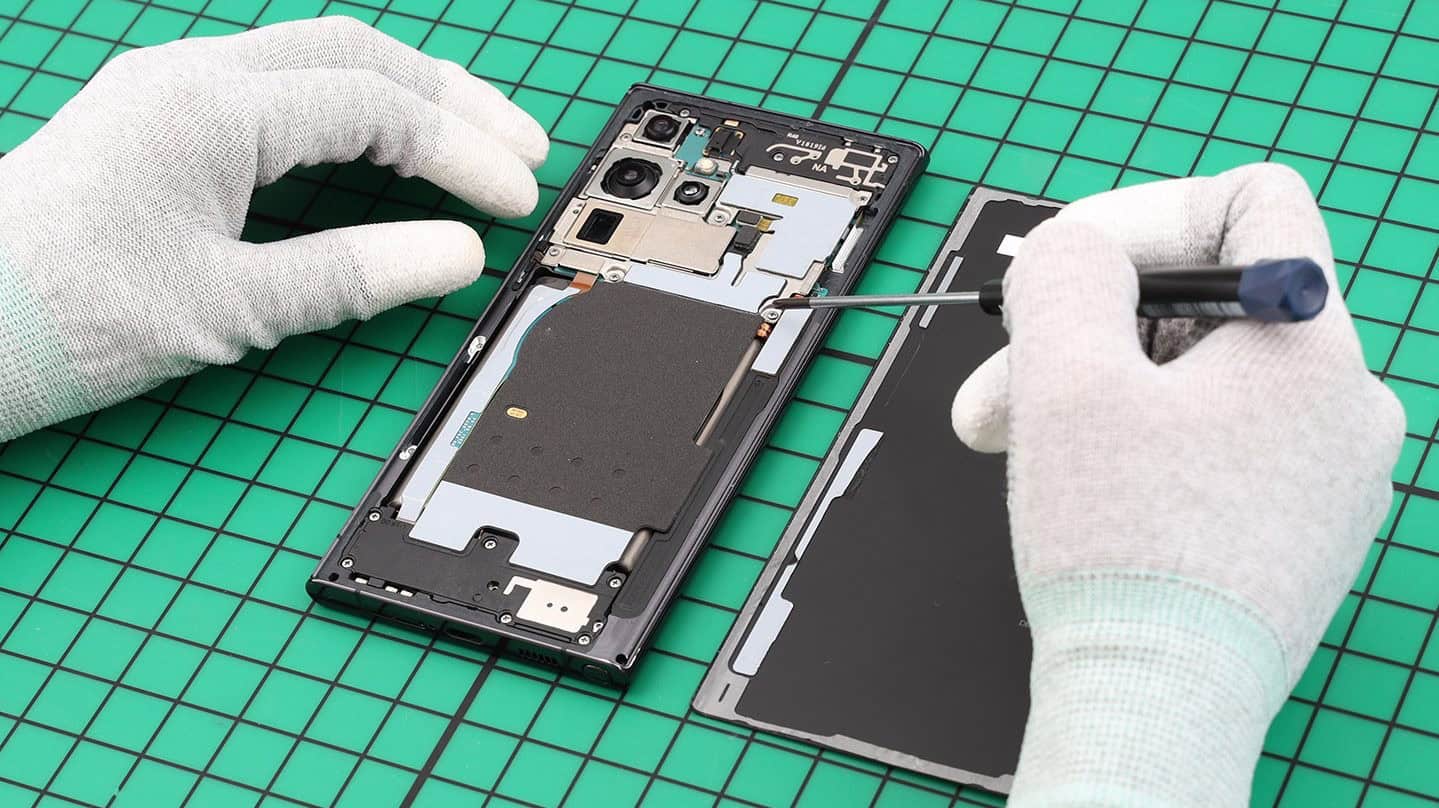 Samsung adiciona smartphones dobráveis no seu programa de autorreparo Repara Contigo 2 autorreparo