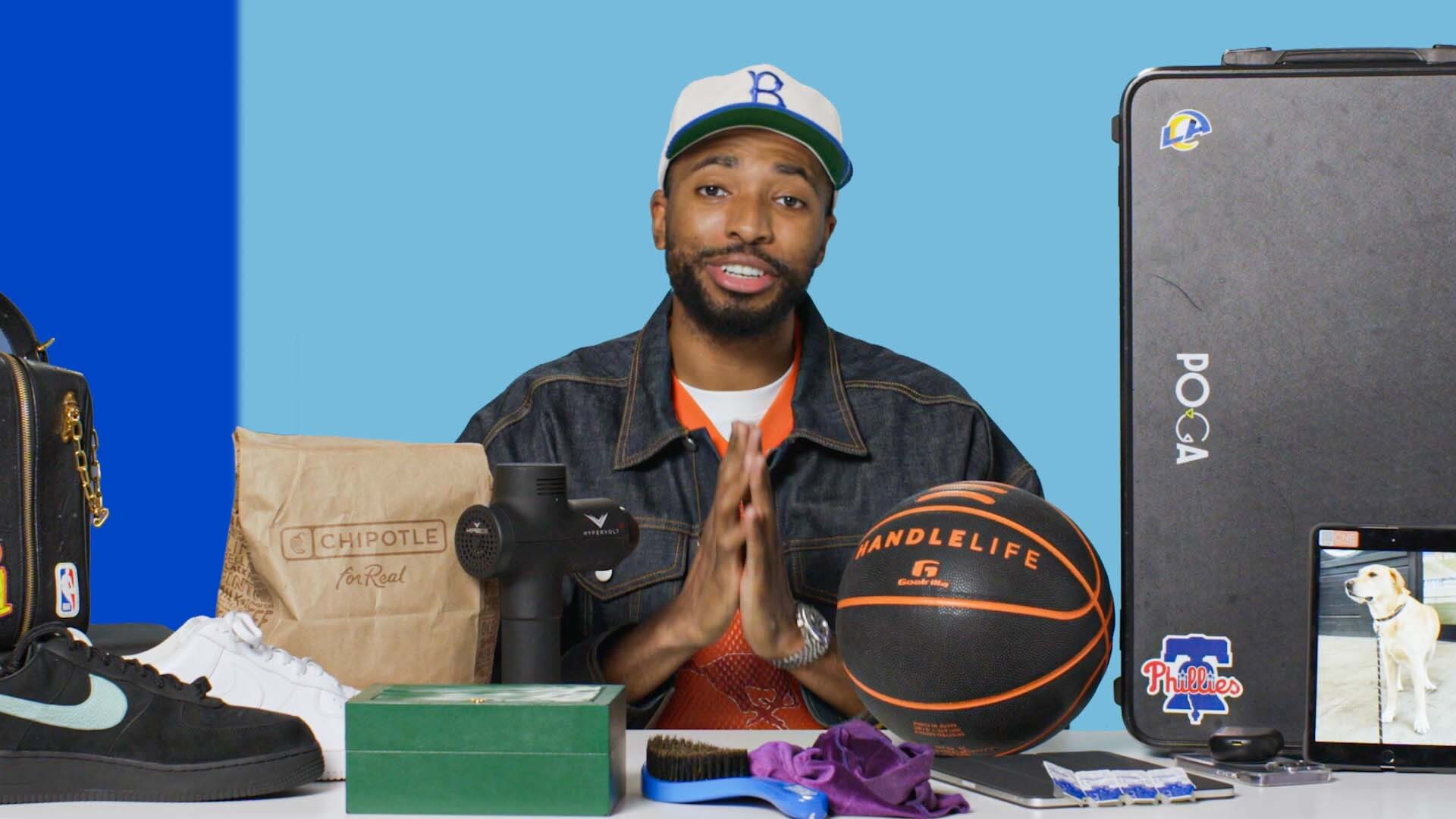PS5 na maleta: estrela da NBA mostra solução “portátil” para jogar quando está viajando