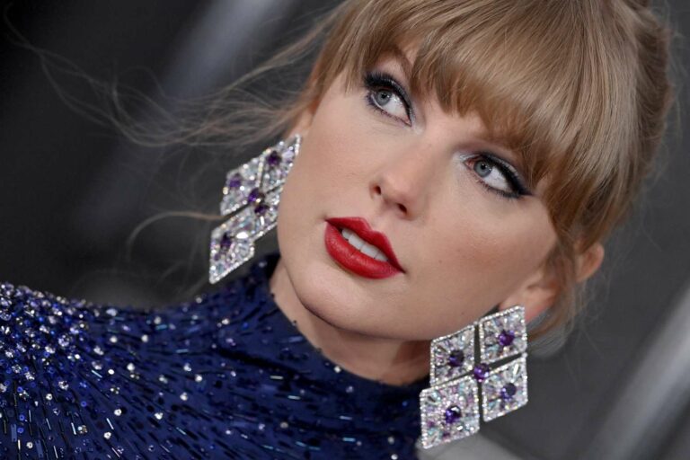 Após explosão de imagens pornográficas geradas por IA, X bloqueia pesquisas relacionadas à Taylor Swift