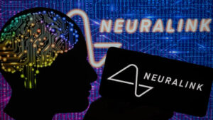 Neuralink: empresa de Elon Musk faz primeiro implante de chip cerebral em humano