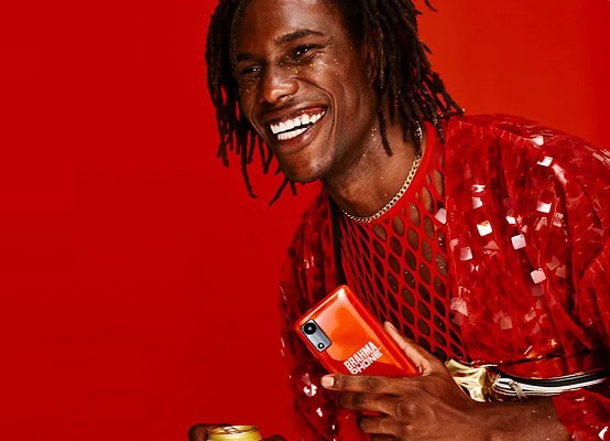 Brahma Phone: celular é distribuído no carnaval para evitar prejuízo em caso de roubo 1 Brahma Phone