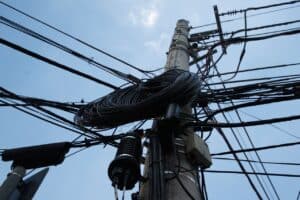 Mais de 5,4 milhões de metros de cabos de telecom foram roubados em 2023; confira os estados mais afetados