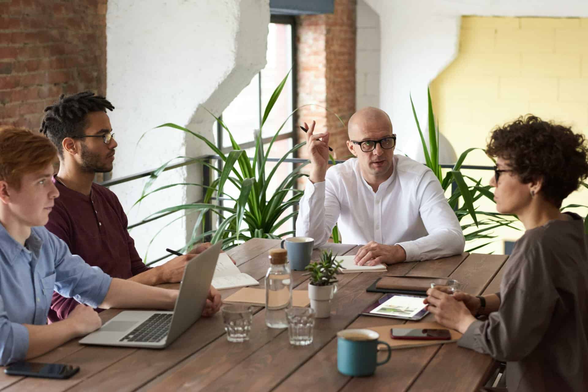 Empresa brasileira abre 20 vagas de estágio para estudantes de cursos de tecnologia 1 pexels fauxels 3182781 1