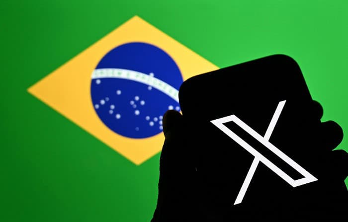 X paga todas as multas para ser desbloqueado no Brasil, mas para a conta errada 1 x paga multas no brasil