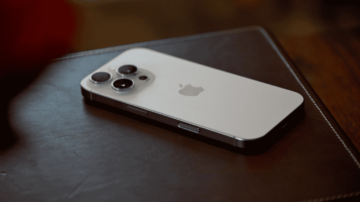 iPhone 16 Pro
