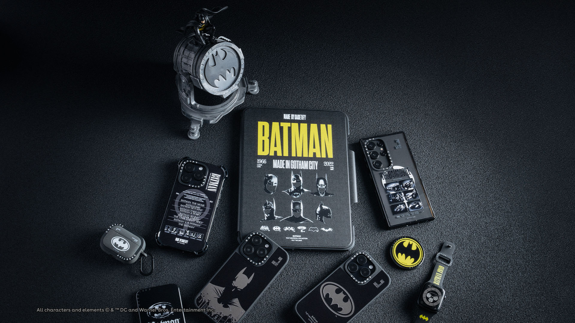 Essa capa para iPhone tem o formato do Batmóvel e custa mais de R$ 14 mil 3 5a66deac1783e09af8451f7ad135cee2