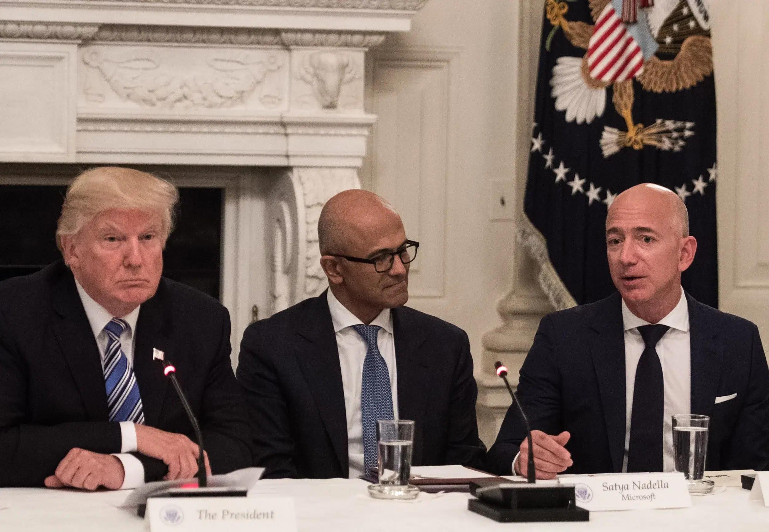 trump bezos