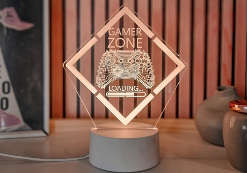 5 luminárias tech que transformam qualquer quarto em setup gamer 19 Luminária LED 3D PopLumos Gamer Zone