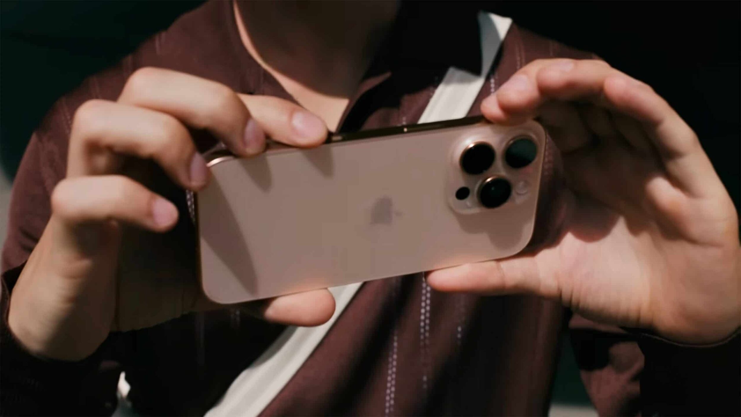 Destaque Botao da Camera do iPhone 16 Pro scaled 1
