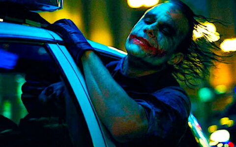 Cena do Coringa em Batman: O Cavaleiro das Trevas, um dos 10 melhores filmes de todos os tempos segundo o IMDb