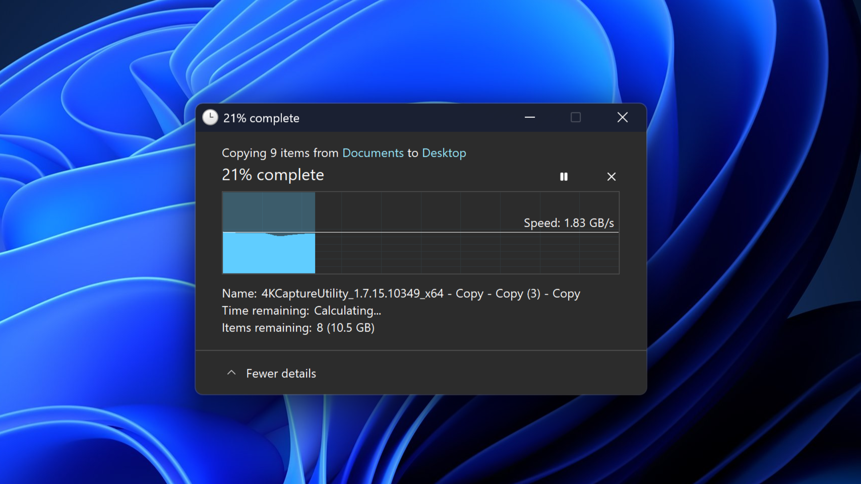 Windows 11: Microsoft atualiza File Explorer após uma década 1 Janela de progresso de cópia de arquivos com barra azul no modo escuro do Windows 11