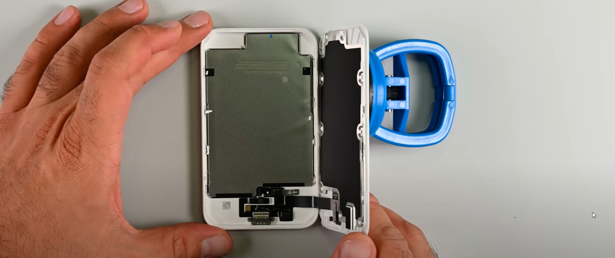 Desmonte revela: por que a Bateria MagSafe do iPhone Air não entrega 100% a mais de carga