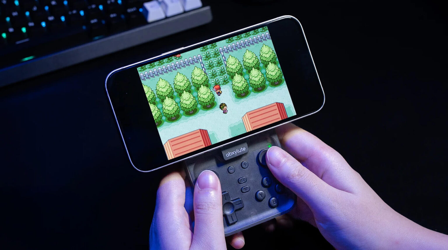 Startup coreana revela M4 Snap-On, gamepad magnético que funciona em iPhone e Android via MagSafe e Qi2 1 abxylute 1536x859 1