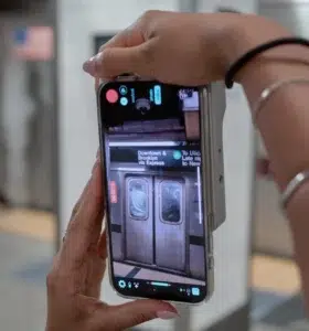 Caira: nova câmera une IA generativa e hardware mirrorless para iPhone 2 download 2