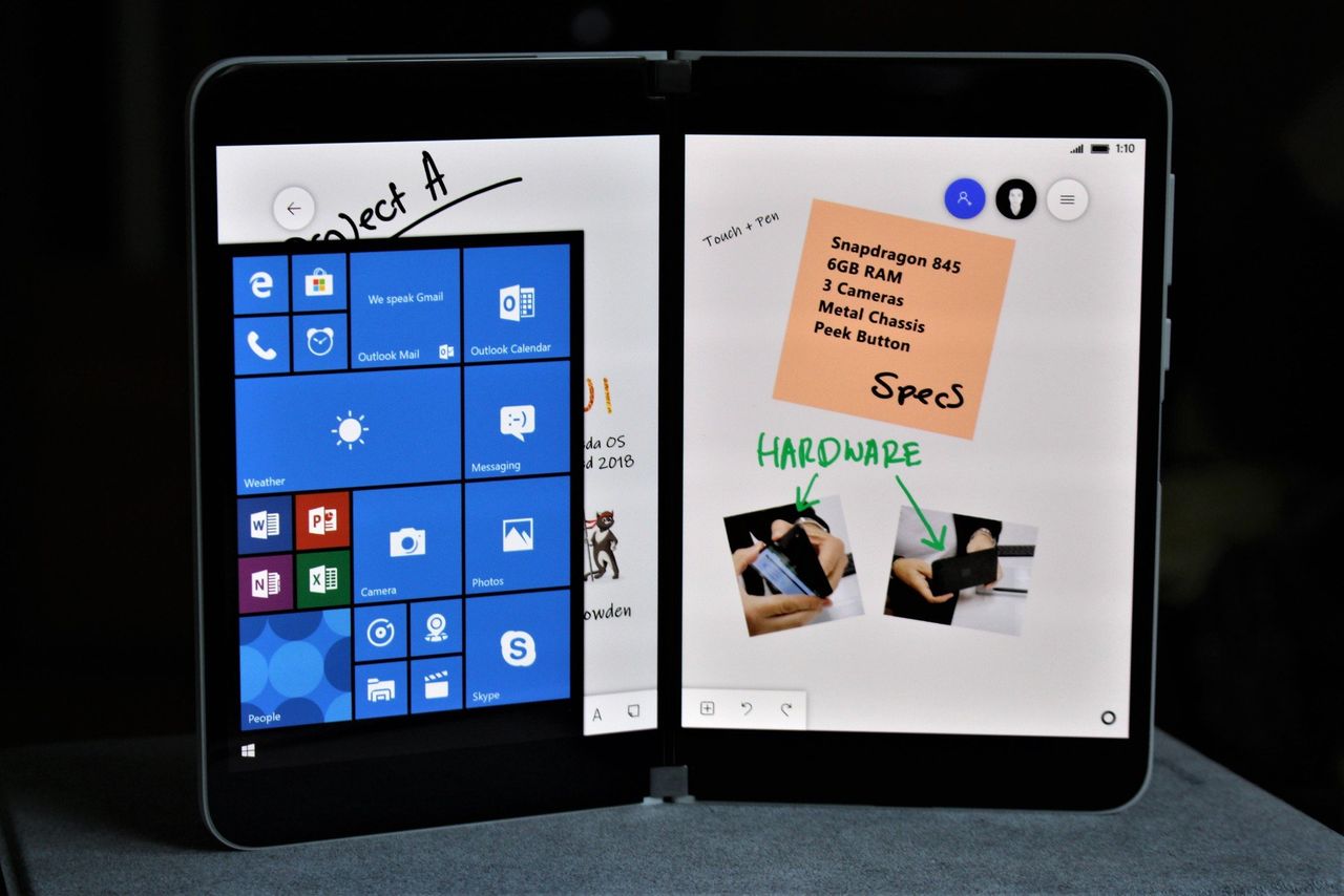 Andromeda OS ganha nova vida no Surface Duo com build vazado 1 Surface Duo com interface Windows Start e notas de hardware com post-it laranja na tela dupla