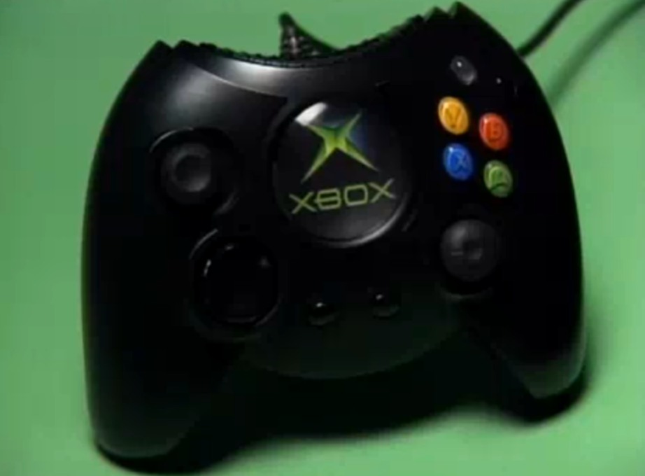 O rolê aleatório: Há 25 anos, Bill Gates e The Rock anunciavam o Xbox na CES 2001; relembre como foi 3 Captura de tela 2026 01 06 133428