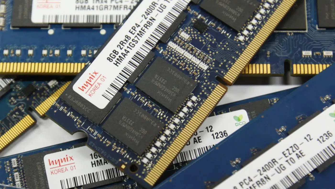 Memória RAM e NAND não ficarão mais baratas antes do segundo semestre de 2027, dizem analistas 1 capa intel vende seu negocio de memoria flash nand para a sk hynix por us 9 bilhoes