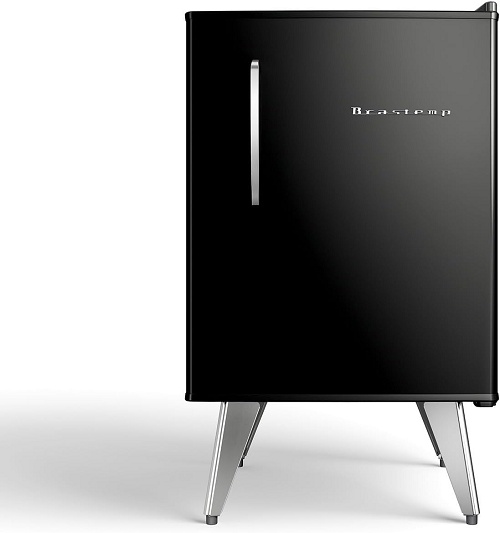 Bebida gelada no quarto, na varanda e no escritório: o Frigobar Brastemp Retrô está com 23% OFF 2 2 1 11