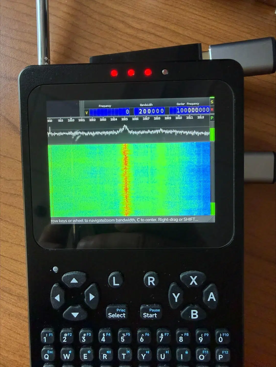 Desenvolvedor adapta Raspberry Pi 5 ao kit PocketTerm35 e monta terminal portátil para Python e automação doméstica 2 waveshare pocketterm35 w raspberry pi 5 v0 gi1vnp6iou7h1