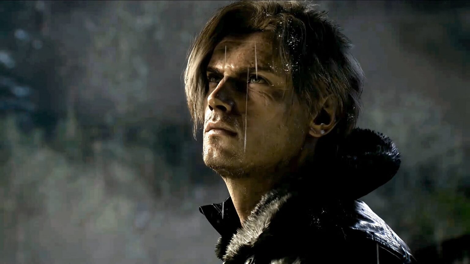 Personagem masculino de cabelo castanho e casaco escuro com gola de pelo olhando para cima sob chuva, em cena sombria de jogo ou filme