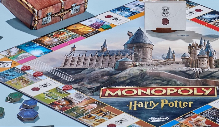 Monopoly Harry Potter com 39% de desconto: o clássico Banco Imobiliário ganha uma versão mágica em Hogwarts 2 2 9