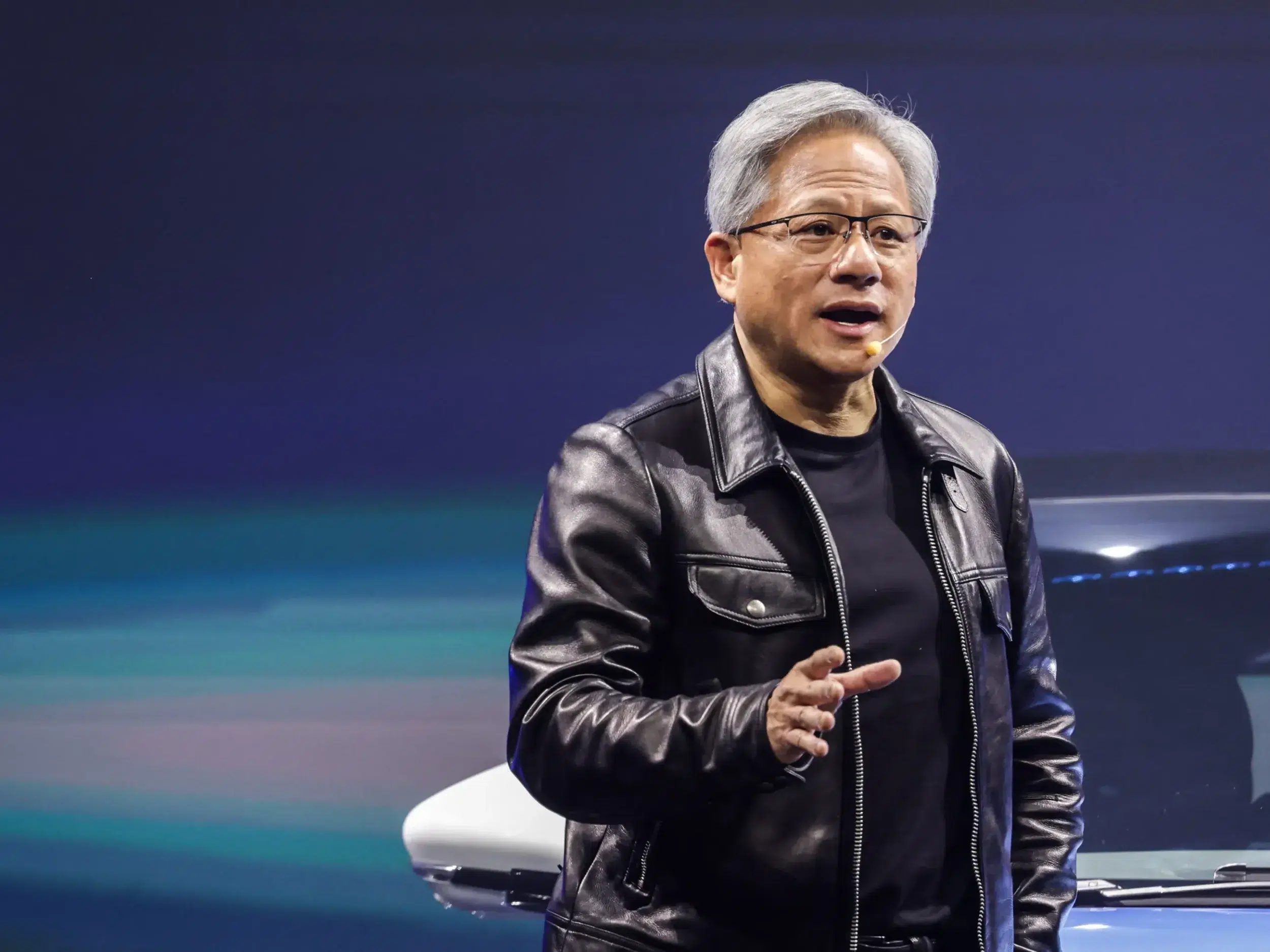 NVIDIA nega atraso na plataforma Rubin, rumores sobre RTX 5090 SE aparecem e mais; veja isso e outras notícias que movimentaram a empresa nesta semana 2 JENSEN