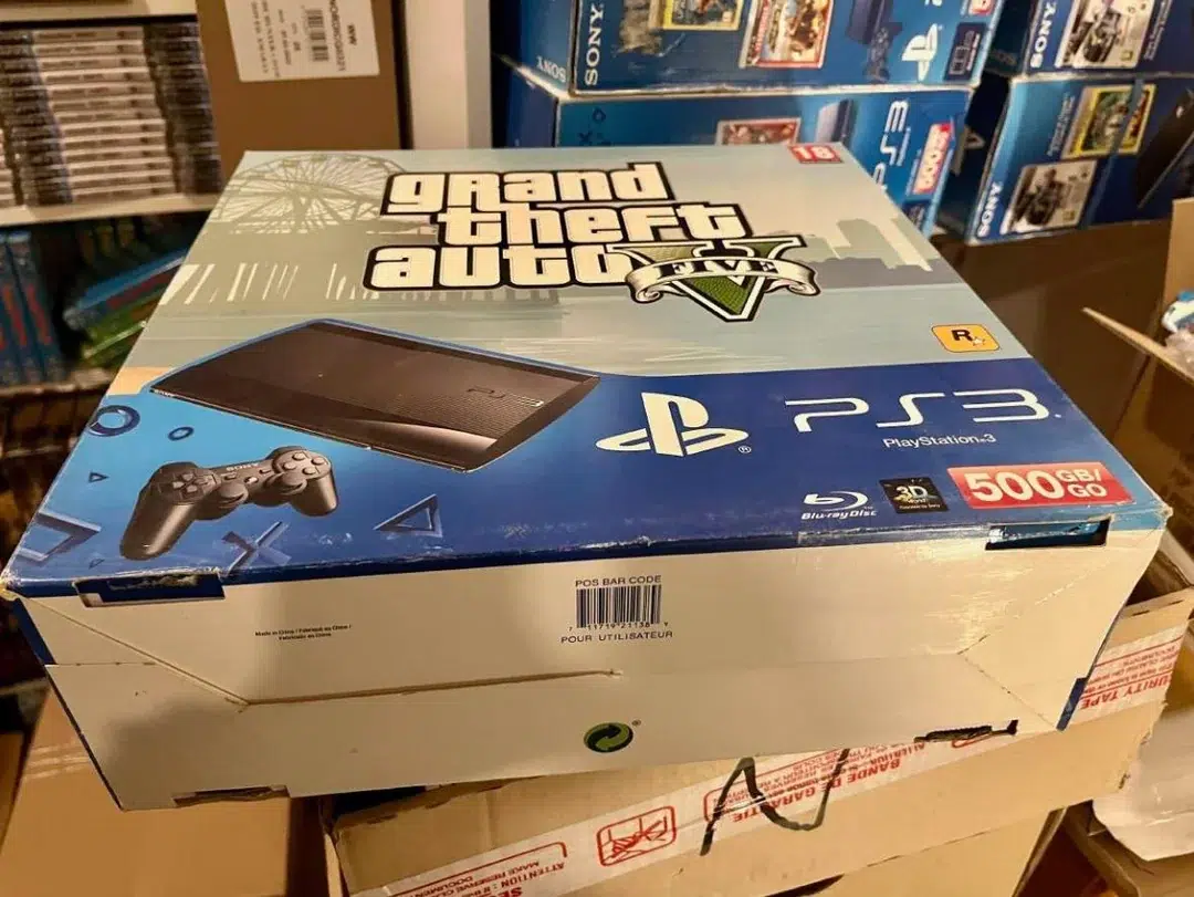Relembre: esse era o bundle do PS3 com GTA 5 lançado em 2013 2 brand new ps3 bundle gta 5 v0 vr8ee6v9ac2d1