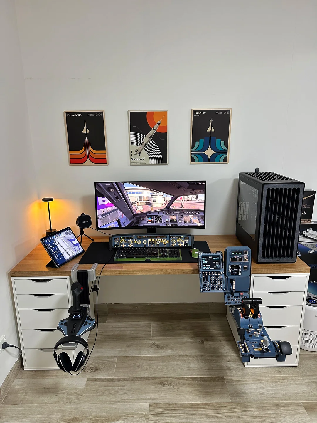 "Finalmente monte meu setup dos sonhos": Homem realiza sonho de infância e transforma PC gamer em cockpit de Airbus A320 1 ive finally completed my dream setup v0 ev0mk2cf1o5h1