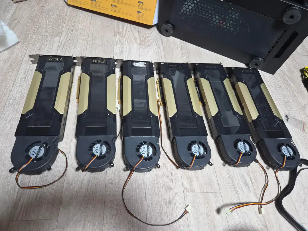 Entusiasta monta servidor de IA com 6 placas de vídeo e precisa adaptar o gabinete para fazer tudo caber 1 installing 6 gpus in a standard case rather than using an v0 43dp0iz8bzph1