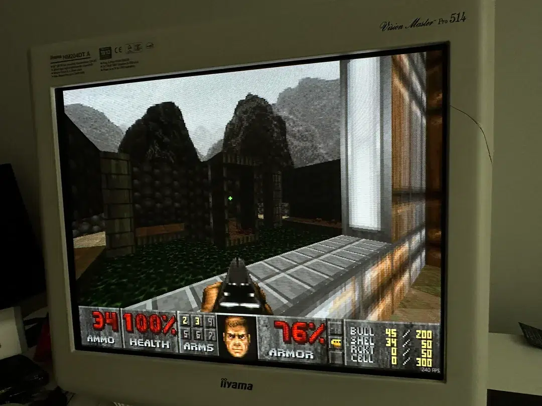the iiyama vision master pro 514 worlds fastest pc crt v0 efb2rkzcpbnh1 1