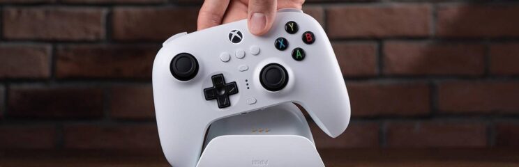 Quer fugir do drift? 8BitDo Ultimate 3 com Hall Effect está 36% mais barato na Mega Oferta Prime