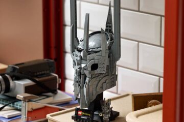 Um LEGO para dominar todos: Capacete do Sauron está 33% mais barato na Amazon