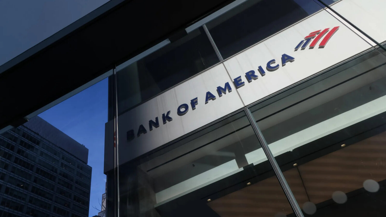 Bancos dos EUA bloqueiam agentes de IA após acessos não autorizados a contas de clientes