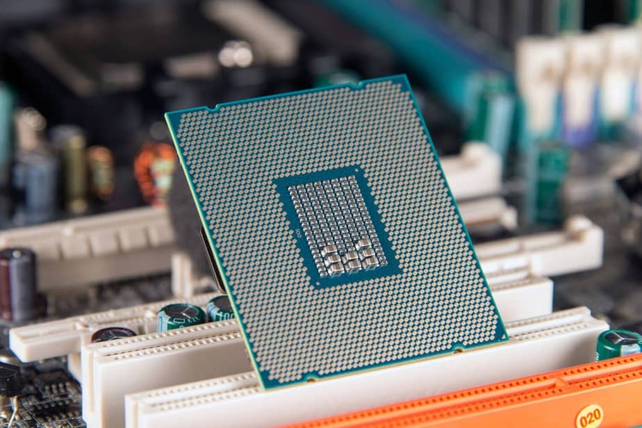 Novos updates contra as falhas de segurança das CPUs Intel são liberados para Windows