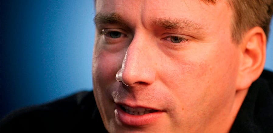 Linus Torvalds pede desculpas por seu comportamento explosivo e se afasta temporariamente do Linux