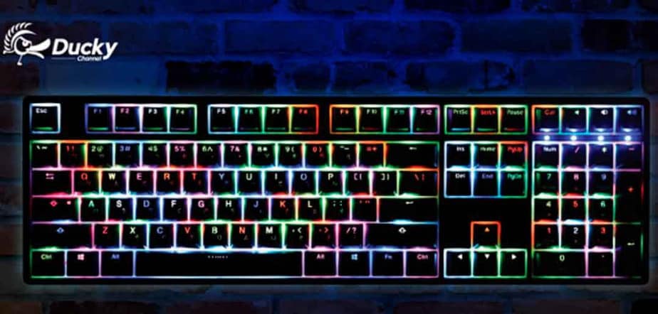 ANÁLISE: teclado mecânico Ducky Channel One RGB