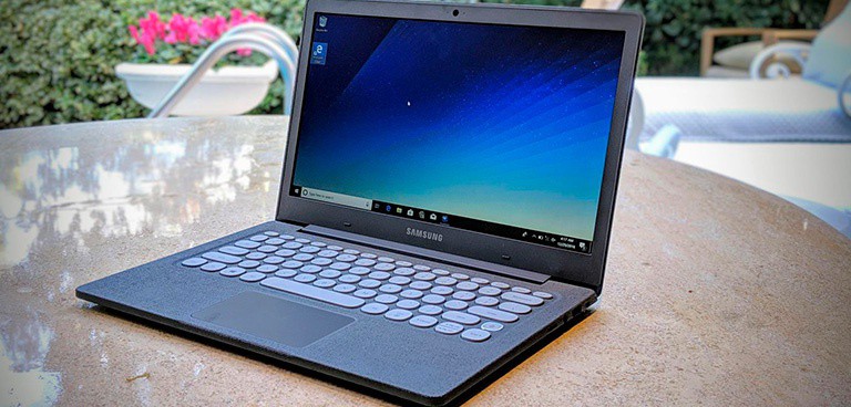 Samsung anuncia no Brasil notebook com teclado retrô