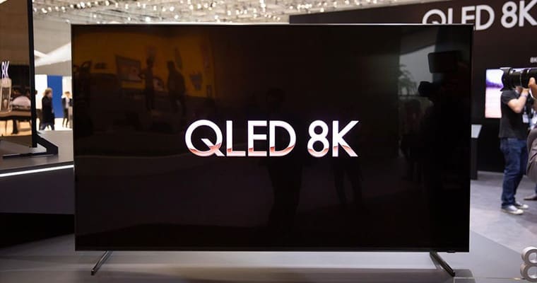 Samsung lança primeira TV 8K no Brasil; o preço é tão absurdo quanto você imagina