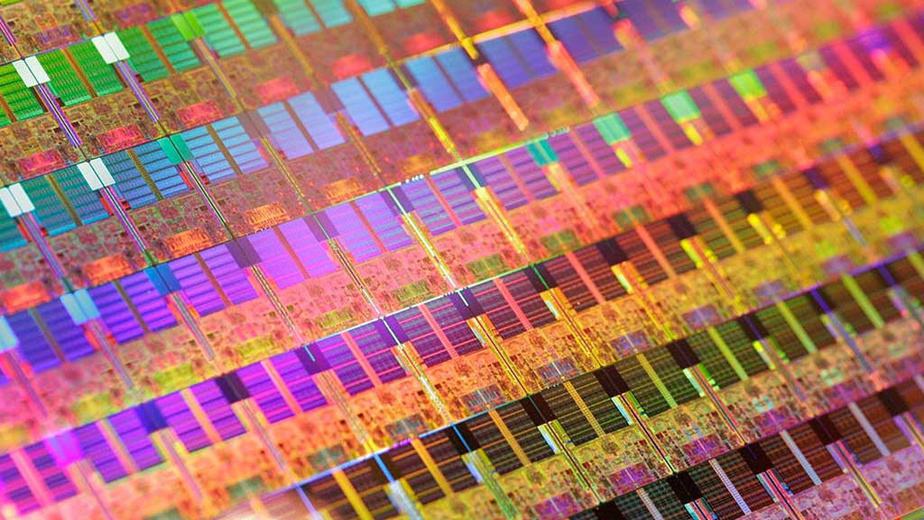 Rumor: Intel escolhe Samsung para fabricar alguns dos seus chips de 14nm