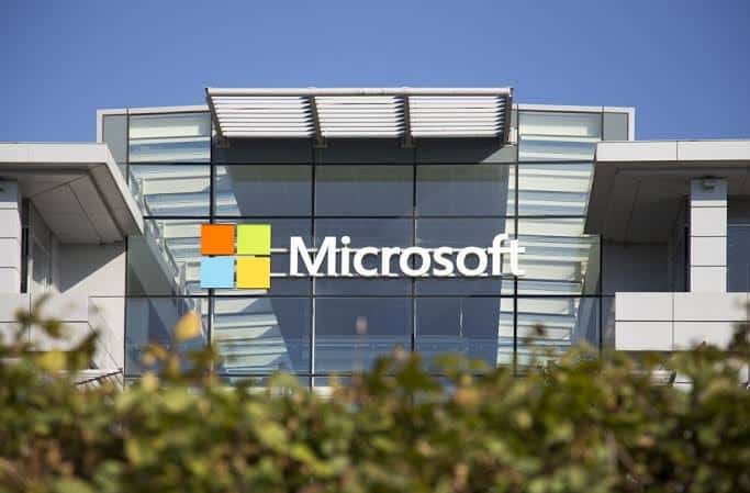 Microsoft segue crescendo no segmento de computação em nuvem